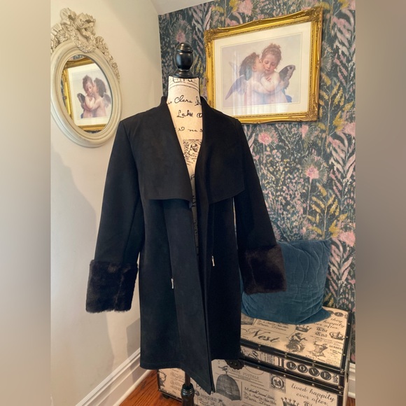 T Tahari Jackets & Blazers - T Tahari Dressy Overcoat 🎹